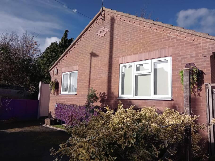 Cosy Bungalow In A Handy Location Market Harborough Zewnętrze zdjęcie